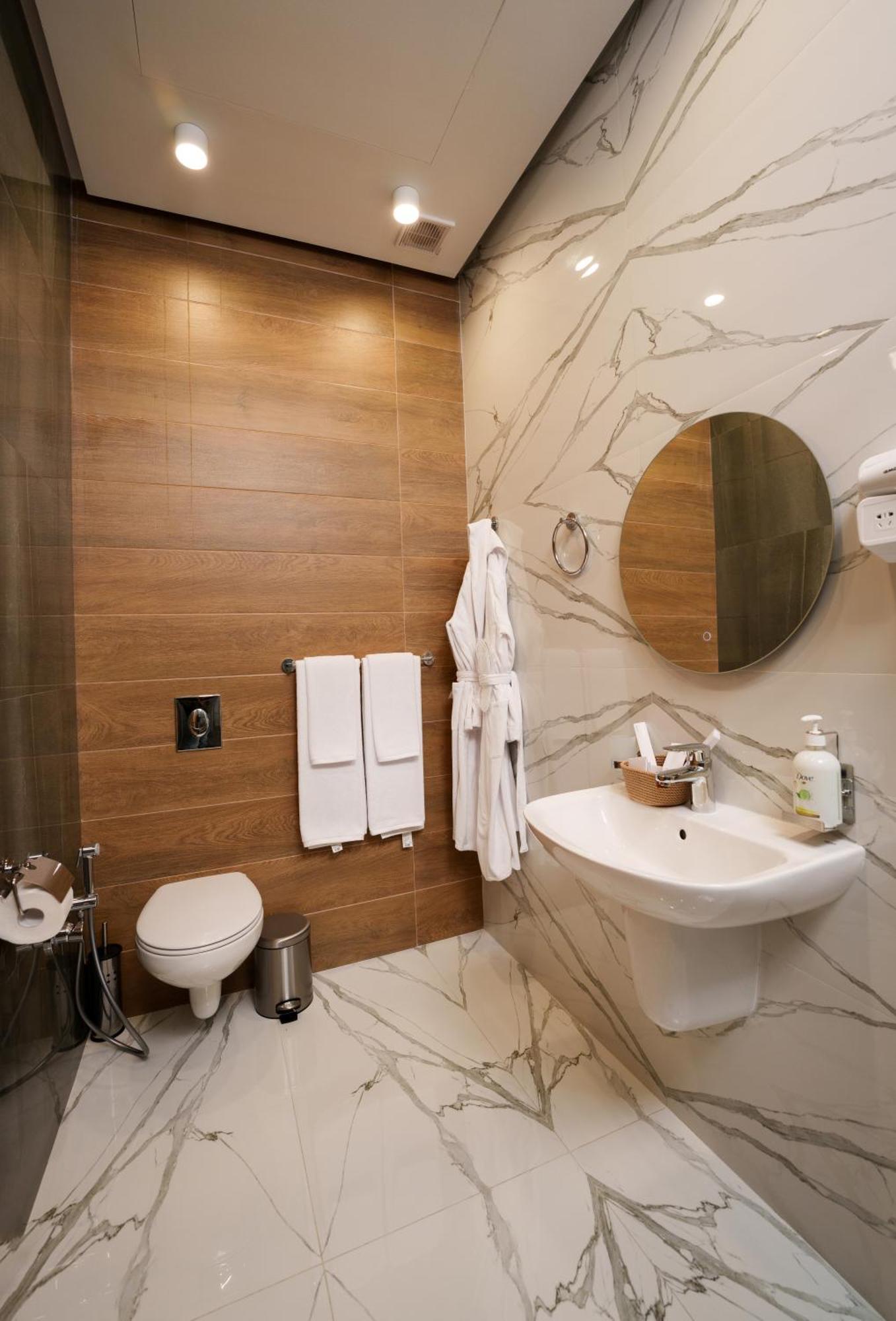 Revive Boutique Hotel Ереван Стая снимка