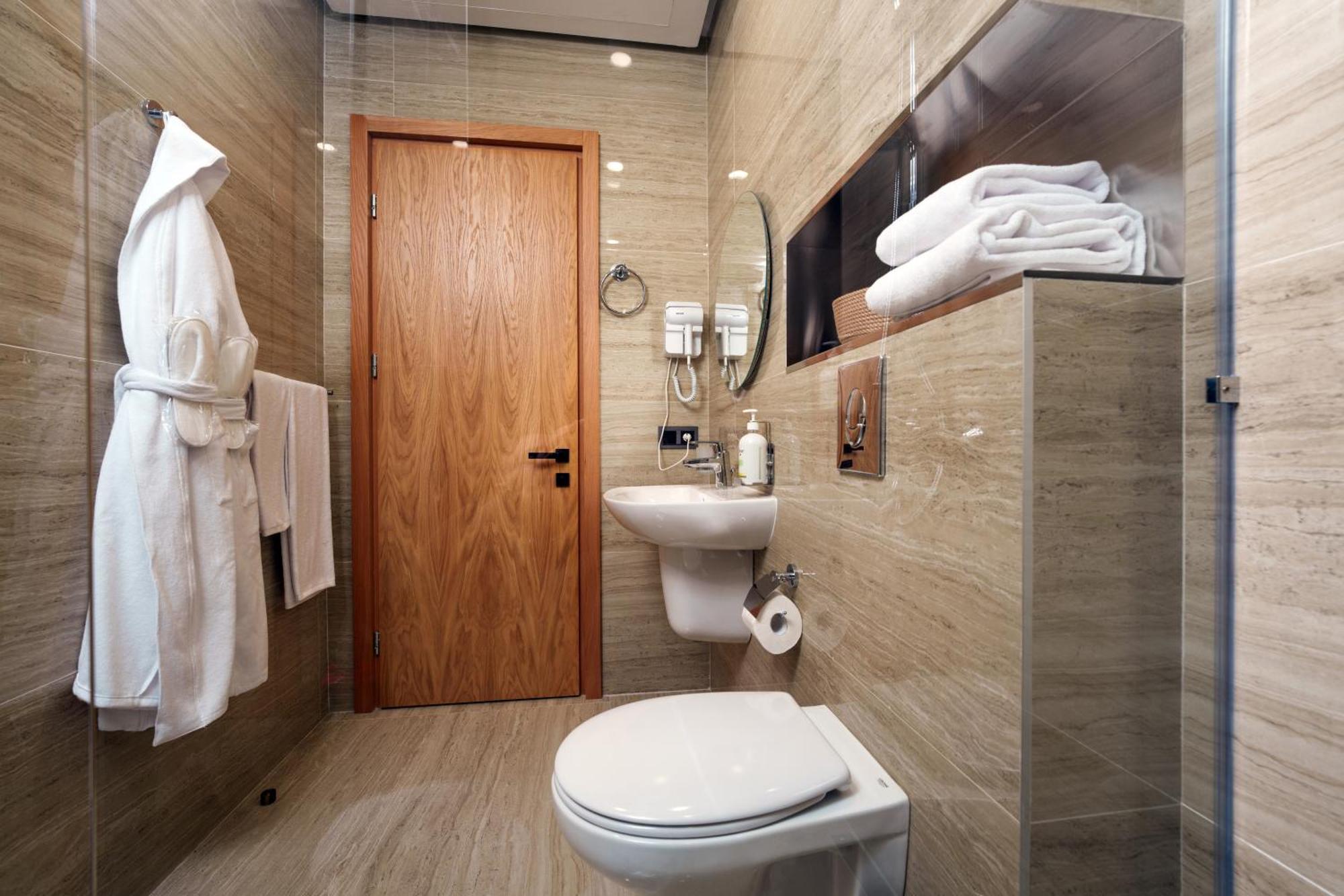Revive Boutique Hotel Ереван Стая снимка